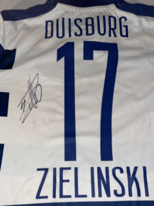 Trikot_Zielinski_1-225x300.jpg