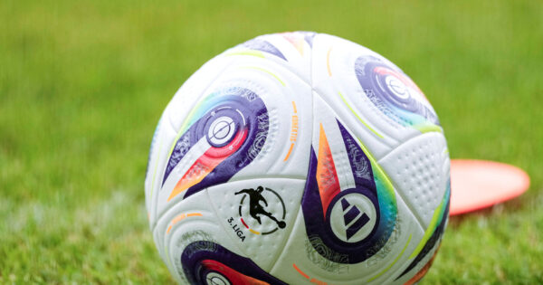 www.liga3-online.de