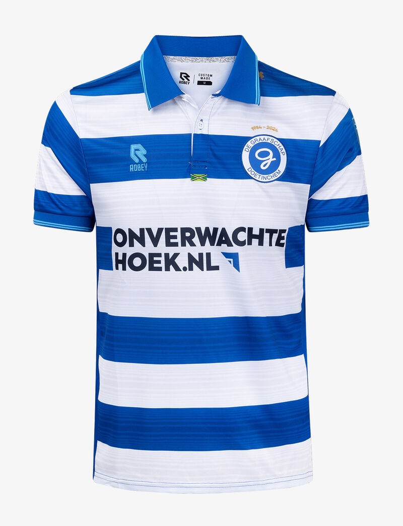 www.footballkitarchive.com