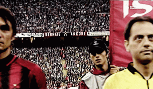 paolo-maldini-ac-milan.gif